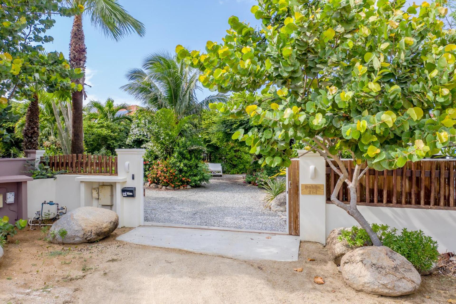 Naima Luxury Home, Cottage & Apartment Rentals Paradera Dış mekan fotoğraf